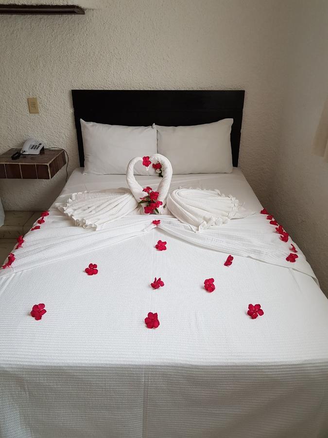 Hotel Carrillos Канкун Екстер'єр фото